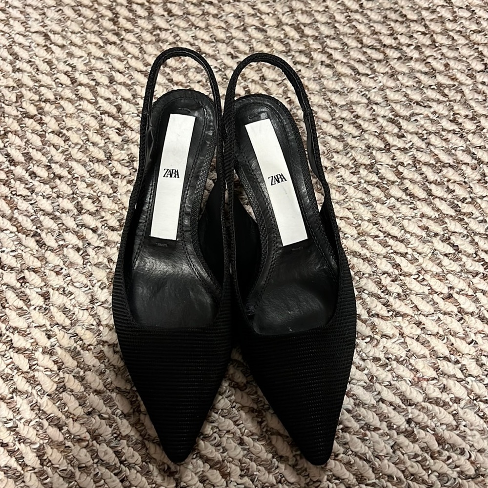 Zara kitten heel